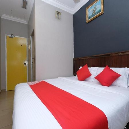 Oyo 1190 Nice Stay Hotel Raub Esterno foto