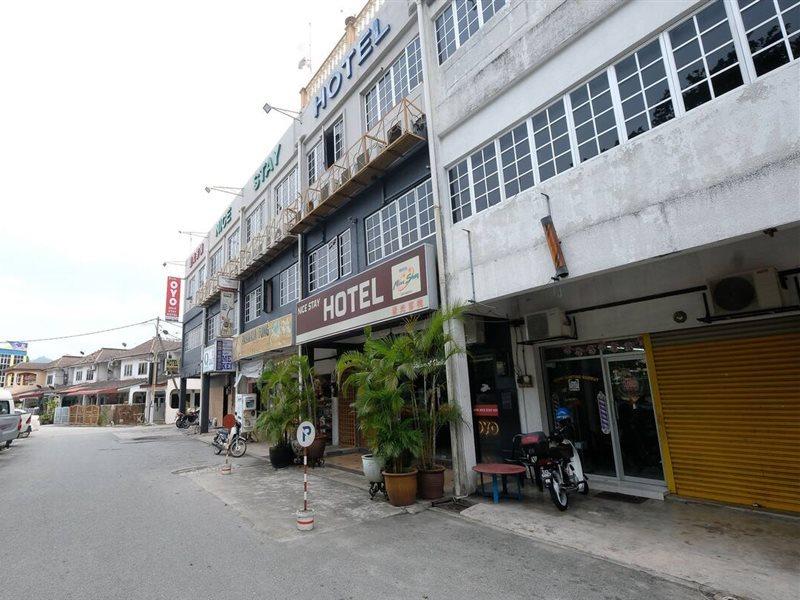 Oyo 1190 Nice Stay Hotel Raub Esterno foto