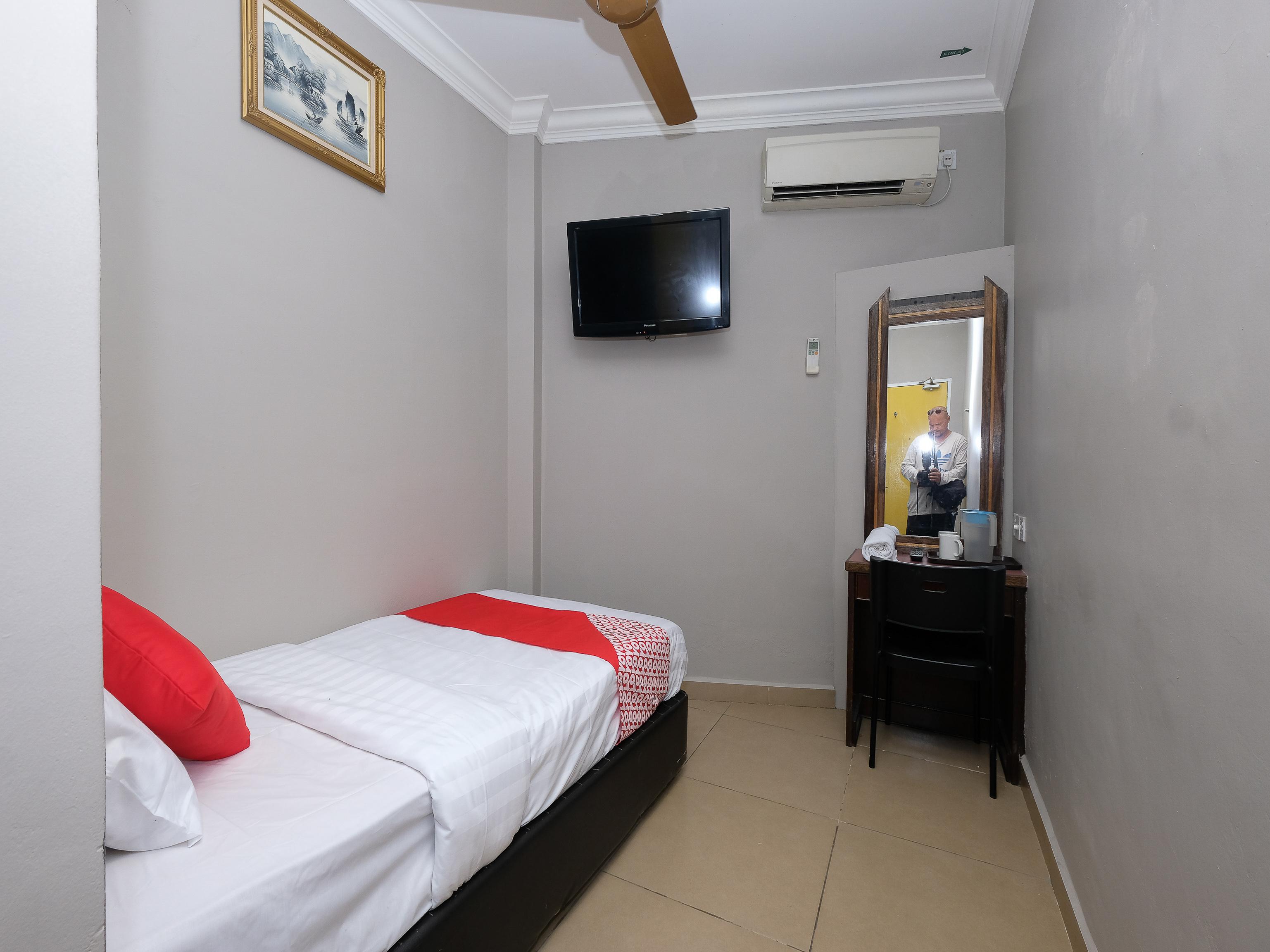 Oyo 1190 Nice Stay Hotel Raub Esterno foto
