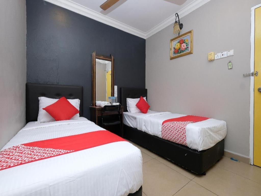 Oyo 1190 Nice Stay Hotel Raub Esterno foto