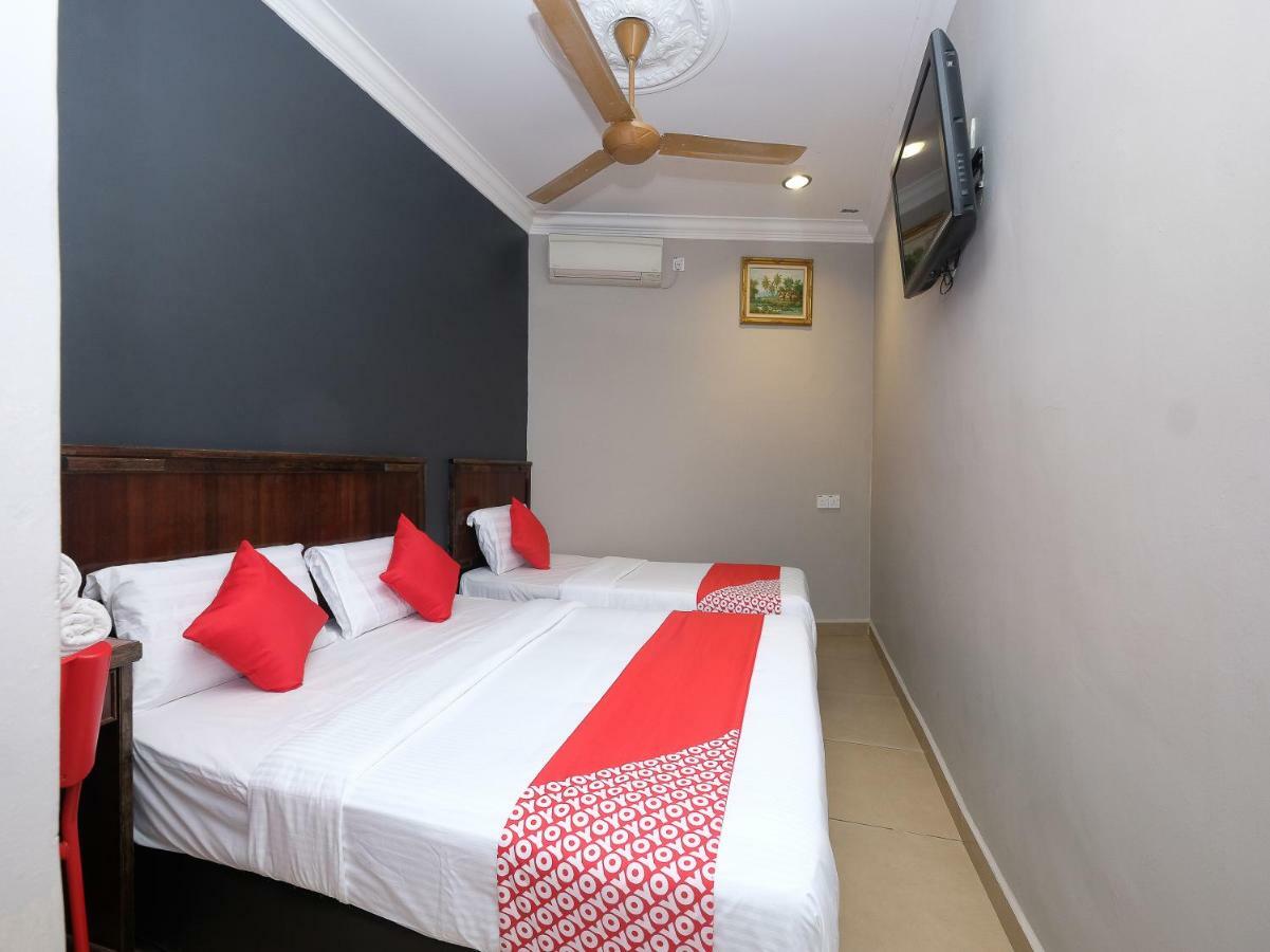 Oyo 1190 Nice Stay Hotel Raub Esterno foto