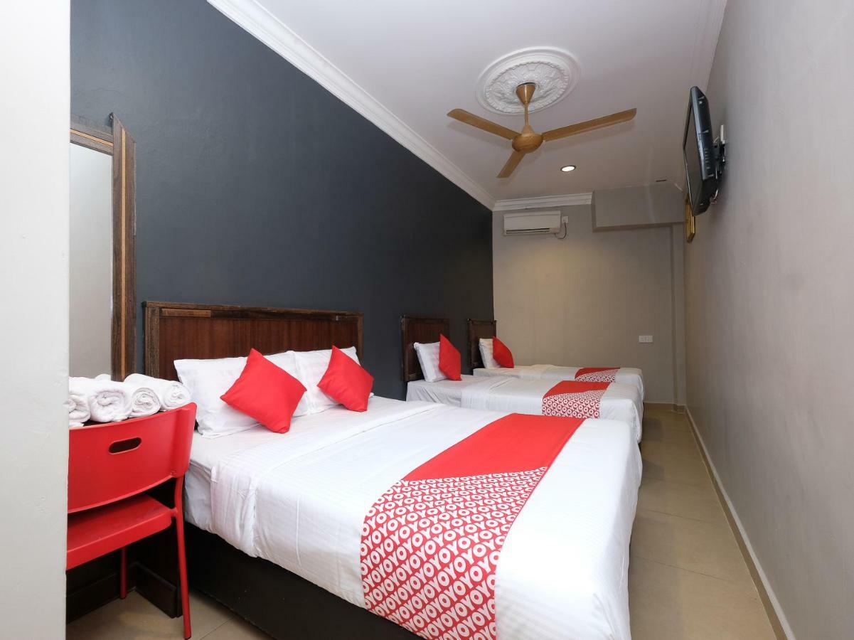 Oyo 1190 Nice Stay Hotel Raub Esterno foto